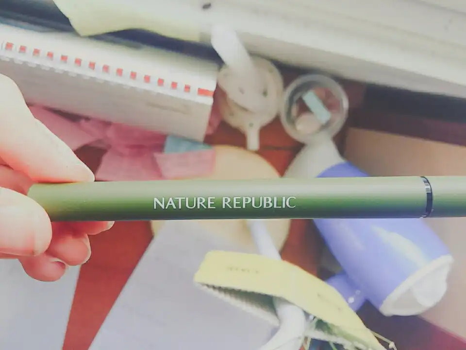 소프트 아이라이너 [01 블랙]