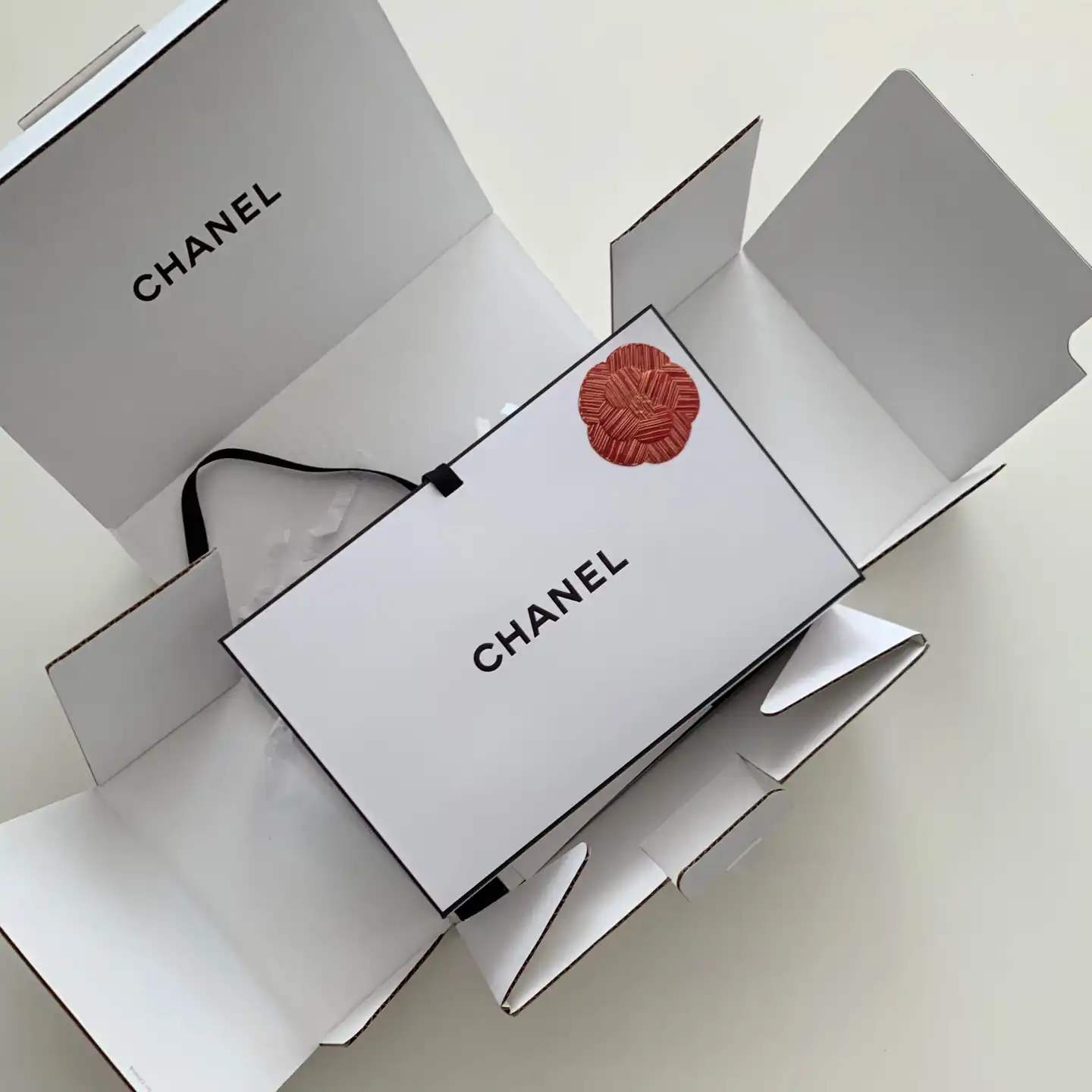 선택된 언니의파우치 리뷰 이미지 - [레 베쥬 립밤 [미디움]]