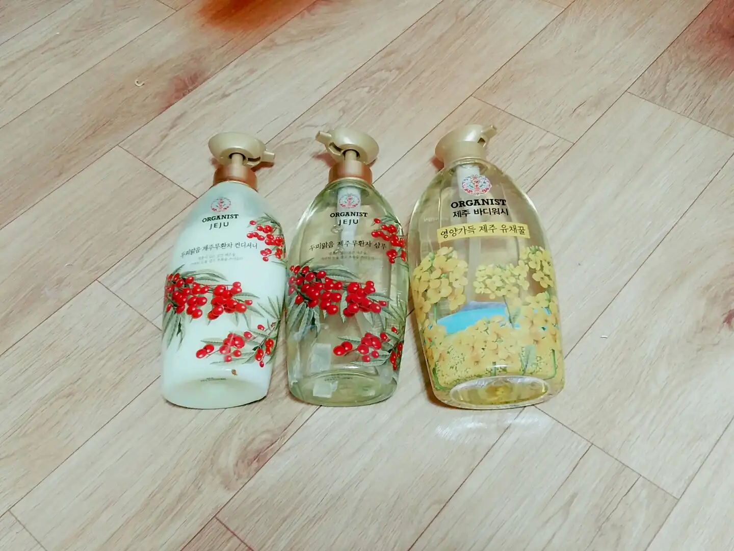 선택된 언니의파우치 리뷰 이미지 - [제주 유채꿀 바디워시]