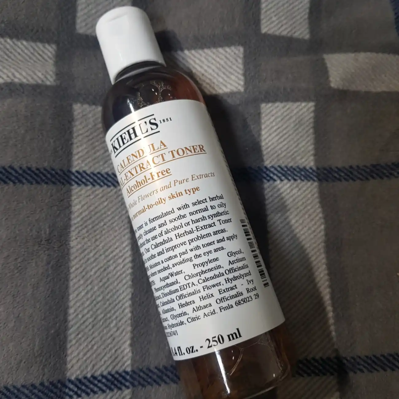 칼렌듈라 꽃잎 토너