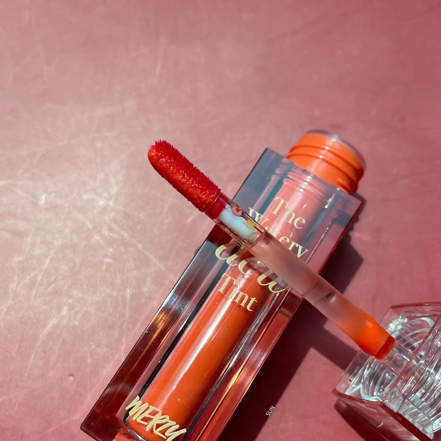 언니의파우치 리뷰 이미지 7 - [더 워터리 듀 틴트 [WD1 스프링 브레이크]]