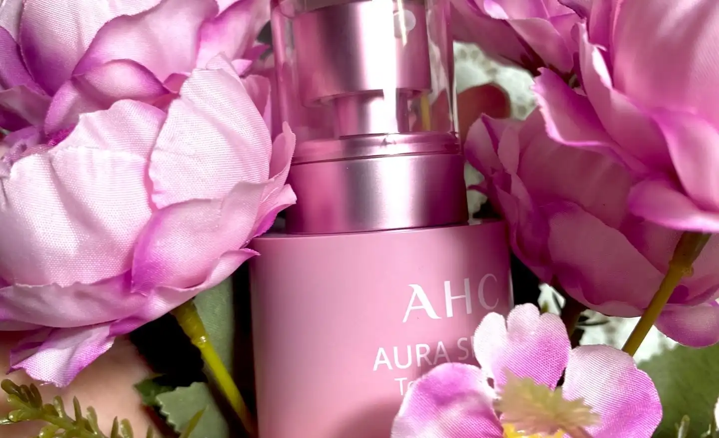 아우라 시크릿 톤업 벨벳