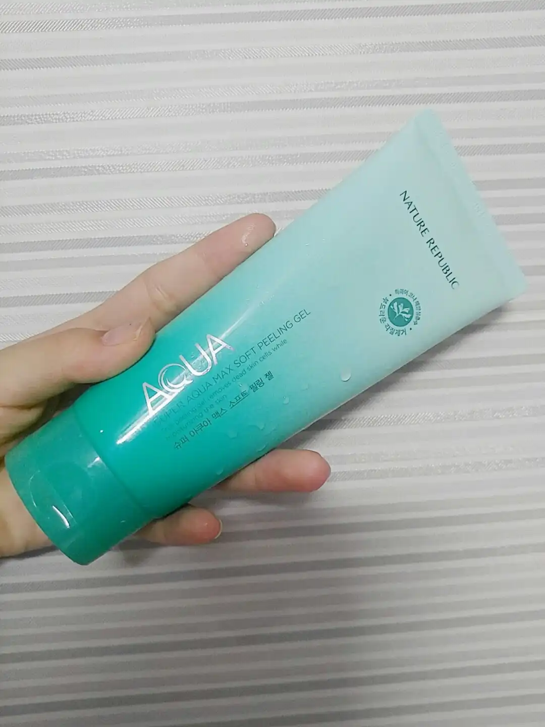 슈퍼 아쿠아 맥스 소프트 필링 젤