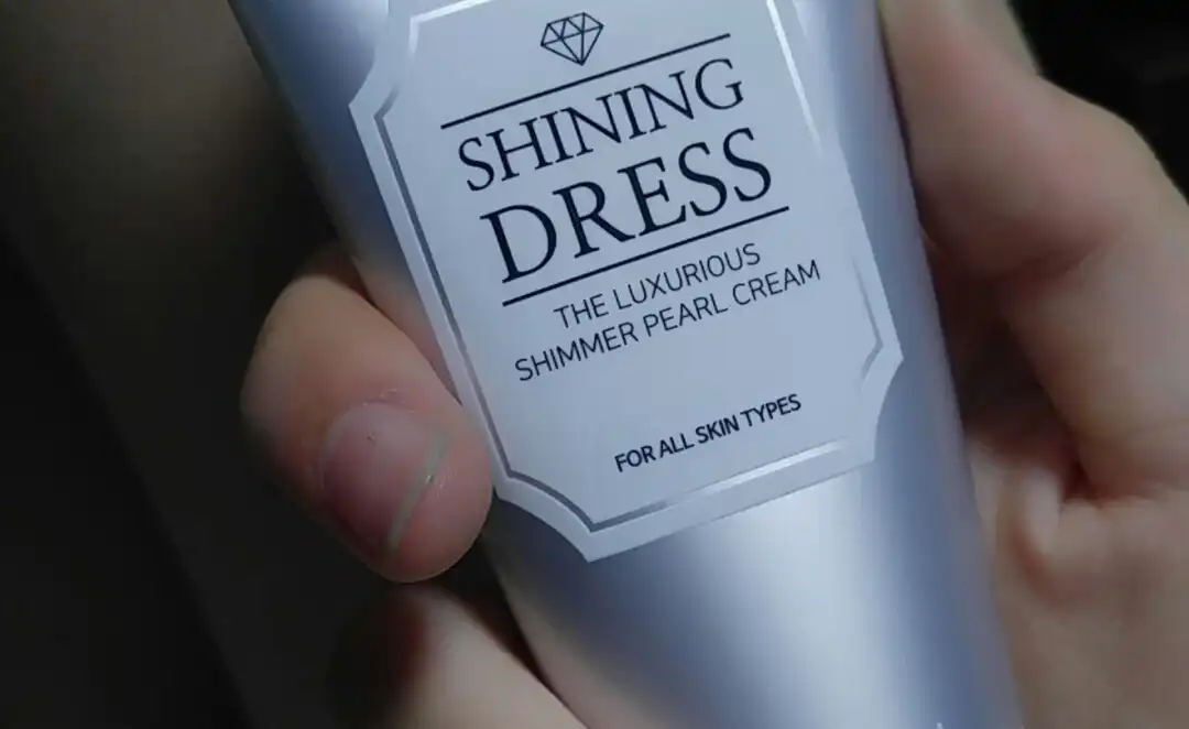 코스노리 샤이닝 드레스 쉬머 펄 크림