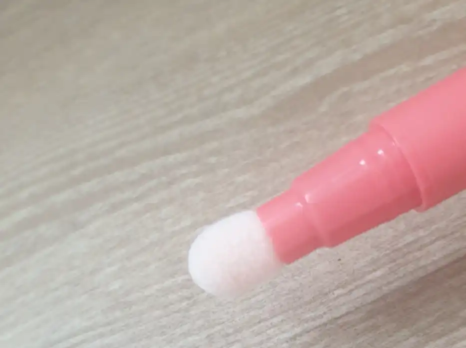 언니의파우치 리뷰 이미지 7 - [데이트 롱 래스팅 벨벳 립 [30%의 관심]]