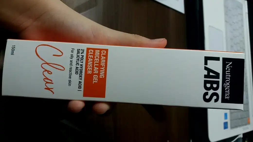 랩스 클래리파잉 포밍 젤 클렌저