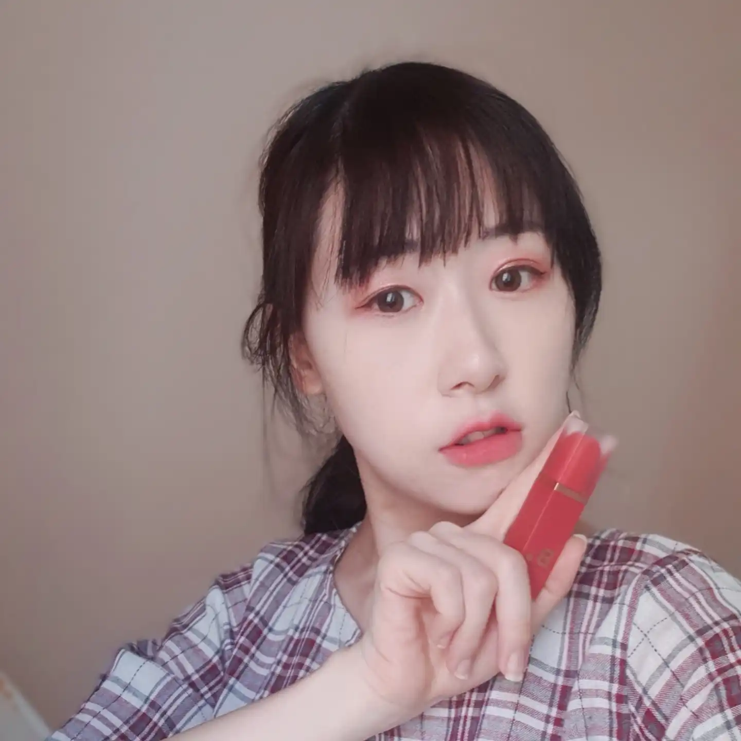 언니의파우치 리뷰 이미지 8 - [벨벳 블러드 립 [BE02 로지 누드 필터]]