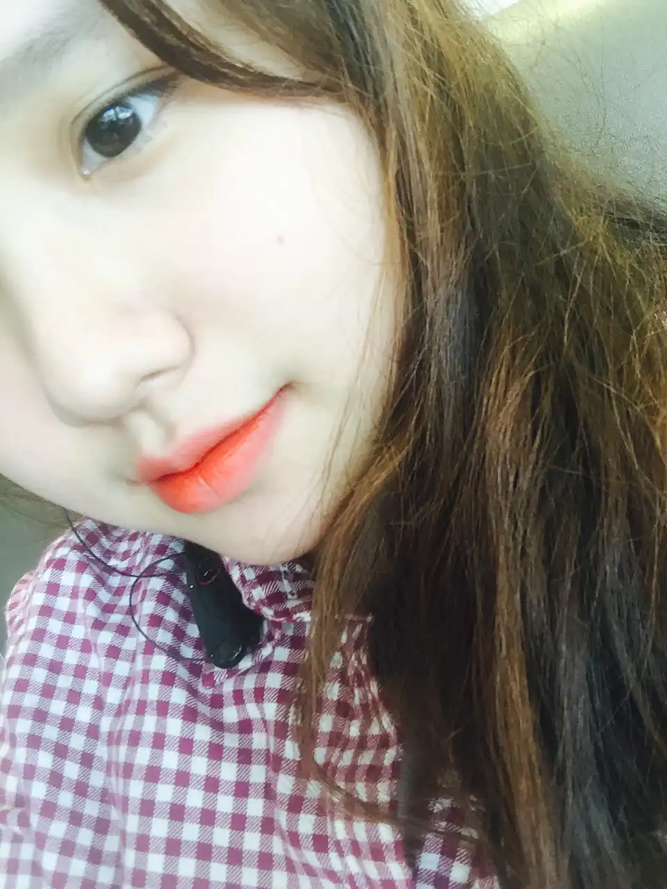 언니의파우치 리뷰 이미지 5 - [버진 키스 틴티드 립 (AD) M05 버진 오렌지]