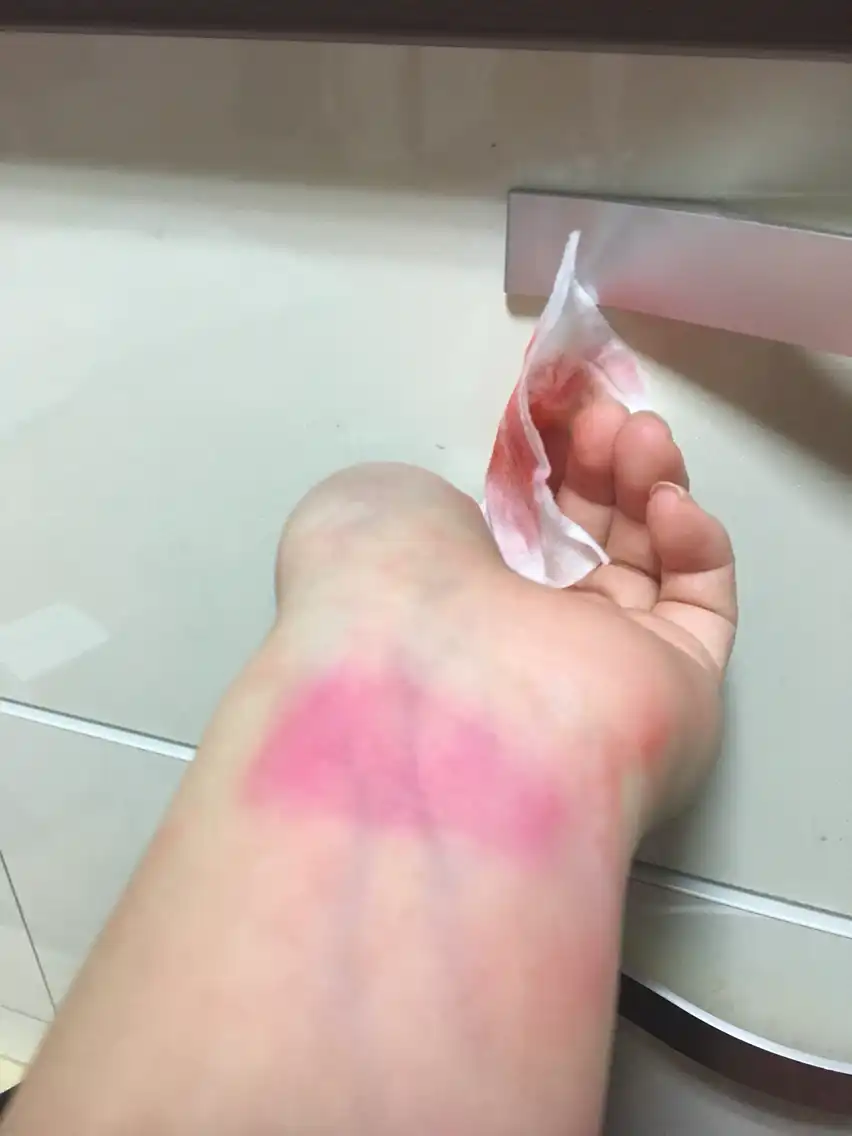 언니의파우치 리뷰 이미지 3 - [라스트 벨벳 립 틴트 [04 무드갑]]