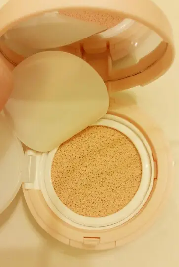 선택된 언니의파우치 리뷰 이미지 - [진주알 맑은 매직 애니 쿠션 SPF34/PA++ (Peach)]