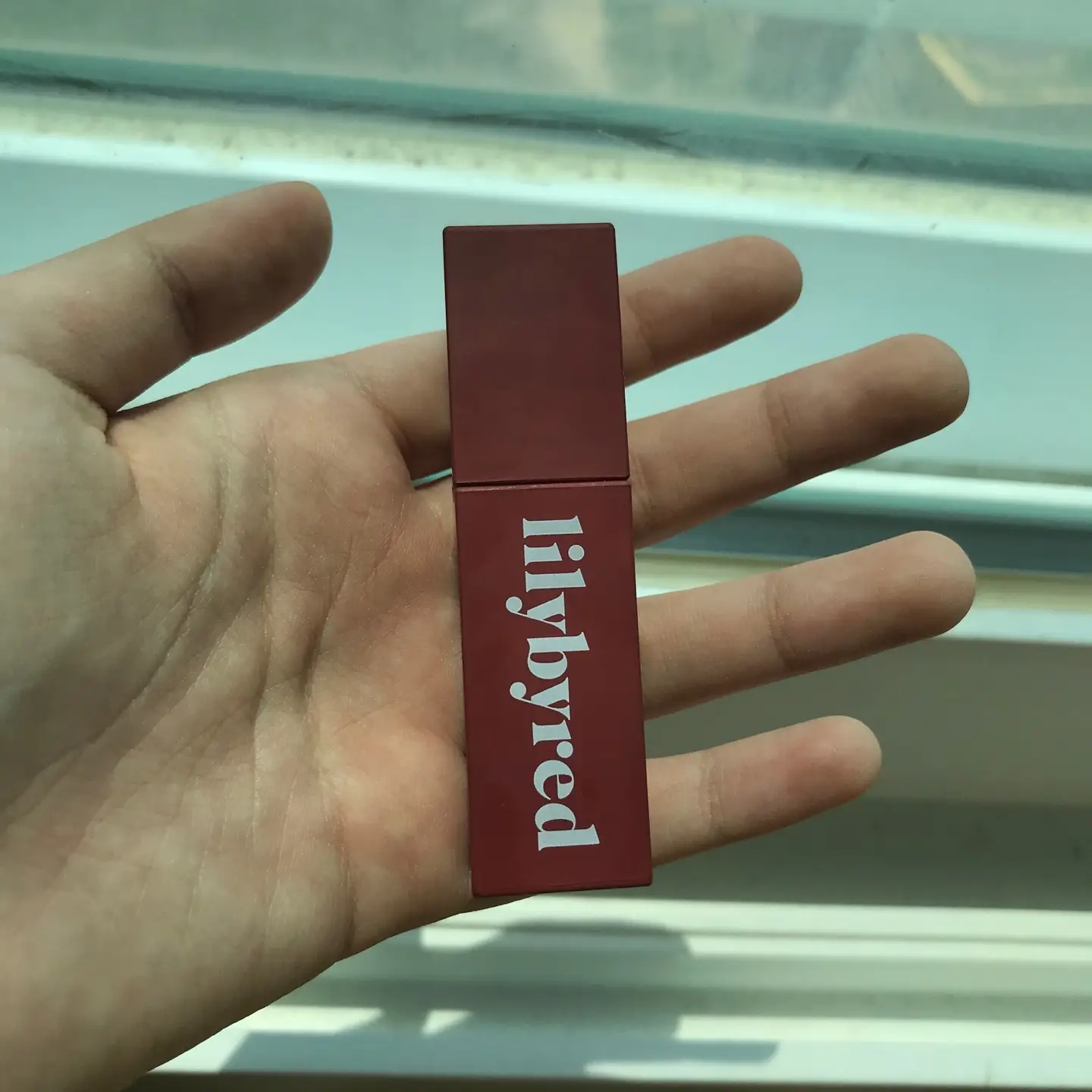 선택된 언니의파우치 리뷰 이미지 - [무드 라이어 벨벳 틴트 [06 치명적인석류인척]]