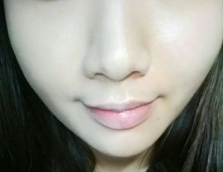 선택된 언니의파우치 리뷰 이미지 - [더블 웨어 스테이-인-플레이스 메이크업 [본]]