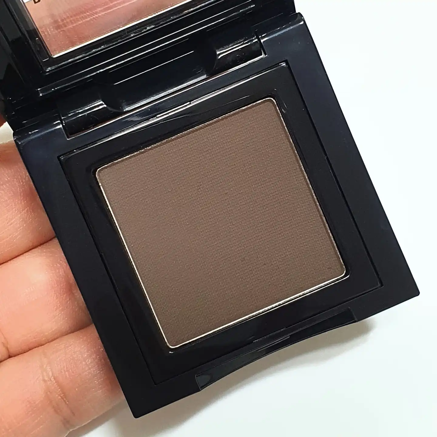 아이섀도우 마호가니