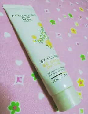 선택된 언니의파우치 리뷰 이미지 - [바이 플라워 비비크림 SPF35 PA++ 1호 화사한 비비]