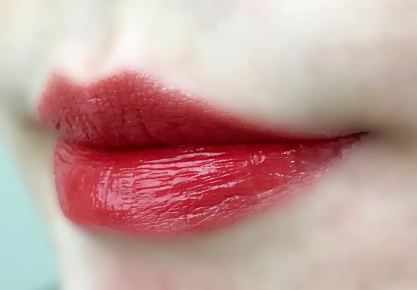 언니의파우치 리뷰 이미지 7 - [버츠비 립스틱 [20호 스칼렛소크드]]