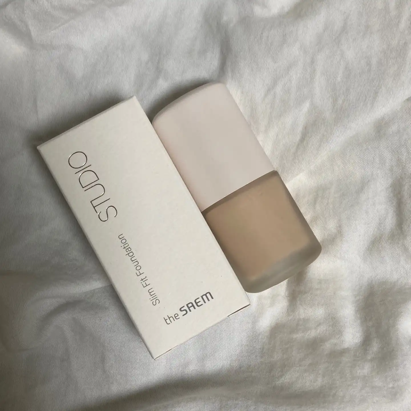 스튜디오 슬림 핏 파운데이션 21호 브라이트_10ml