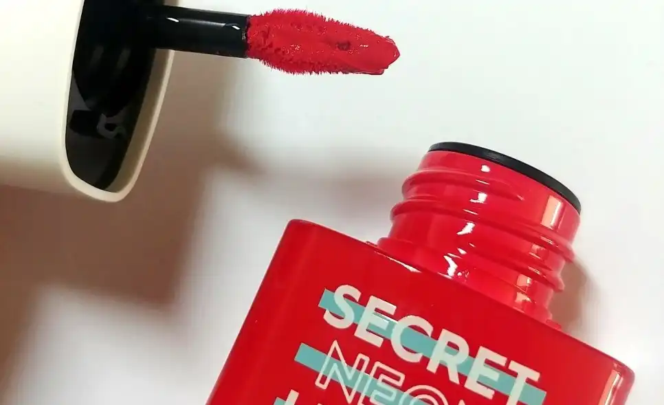 시크릿 네온 립 틴트 [02 네온키스 레드]