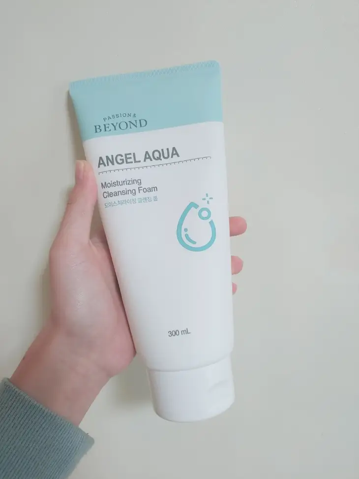 선택된 언니의파우치 리뷰 이미지 - [엔젤아쿠아 모이스처 클렌징폼]