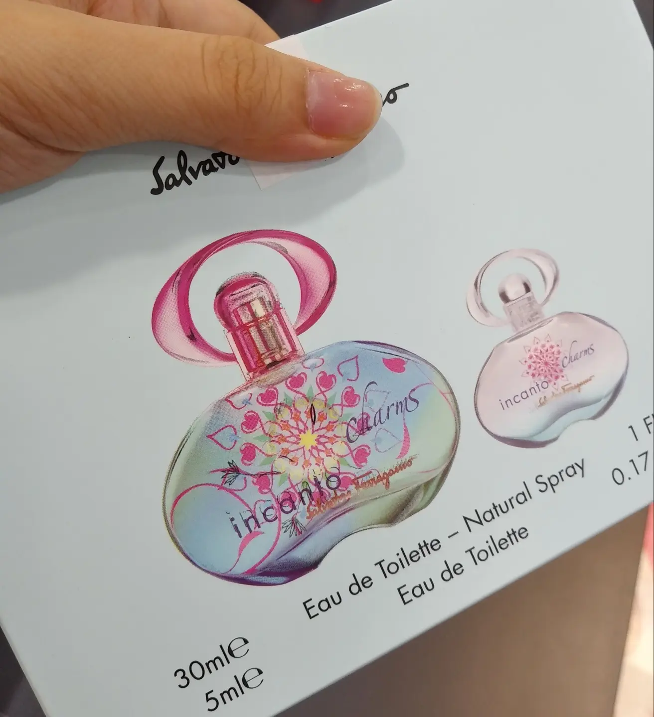 선택된 언니의파우치 리뷰 이미지 - [살바토레페라가모 인칸토 참 우먼 오드뚜왈렛 30ml]