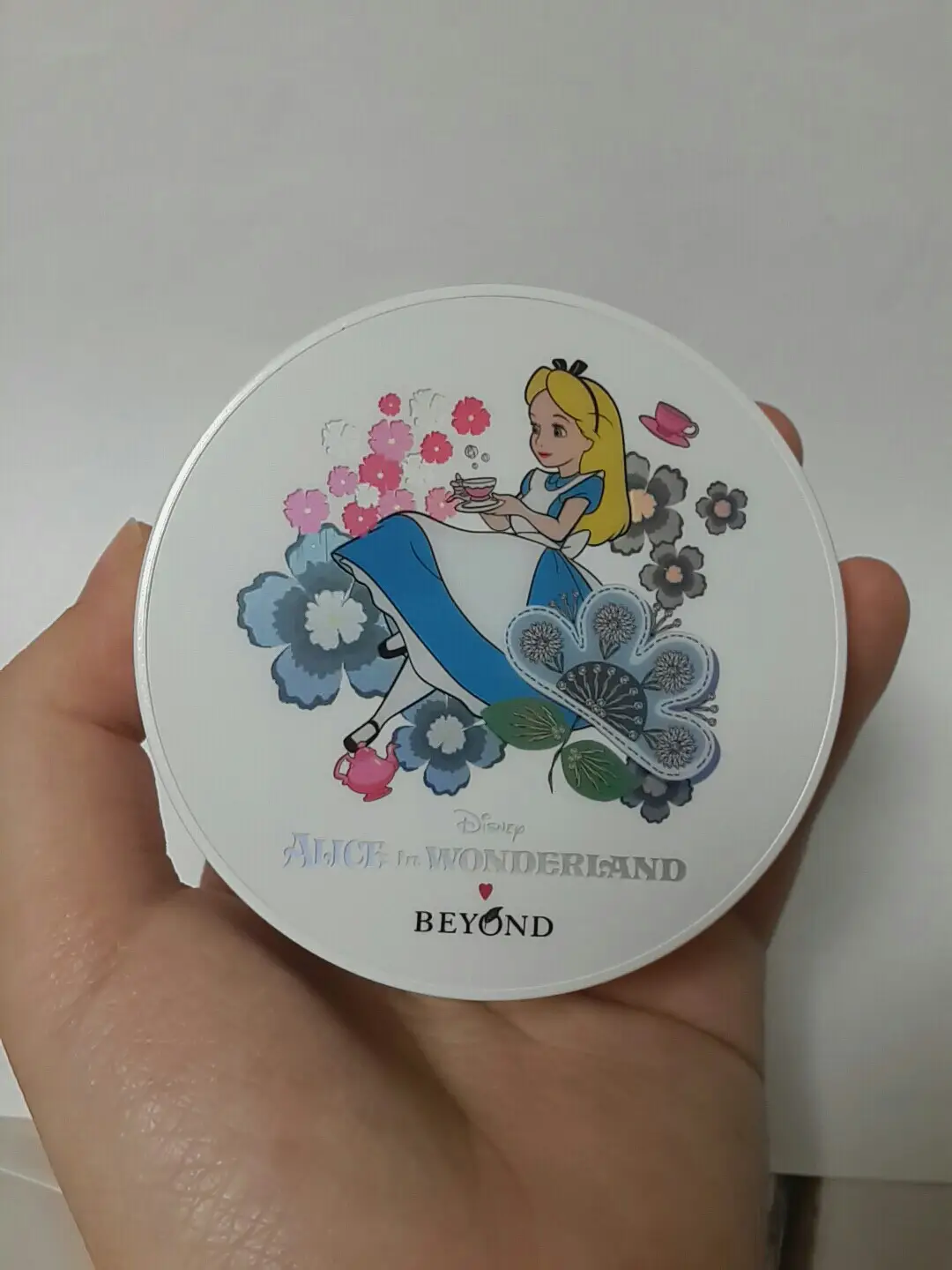 선택된 언니의파우치 리뷰 이미지 - [앨리스 인 글로우 쿠션 01 밀크 케익]