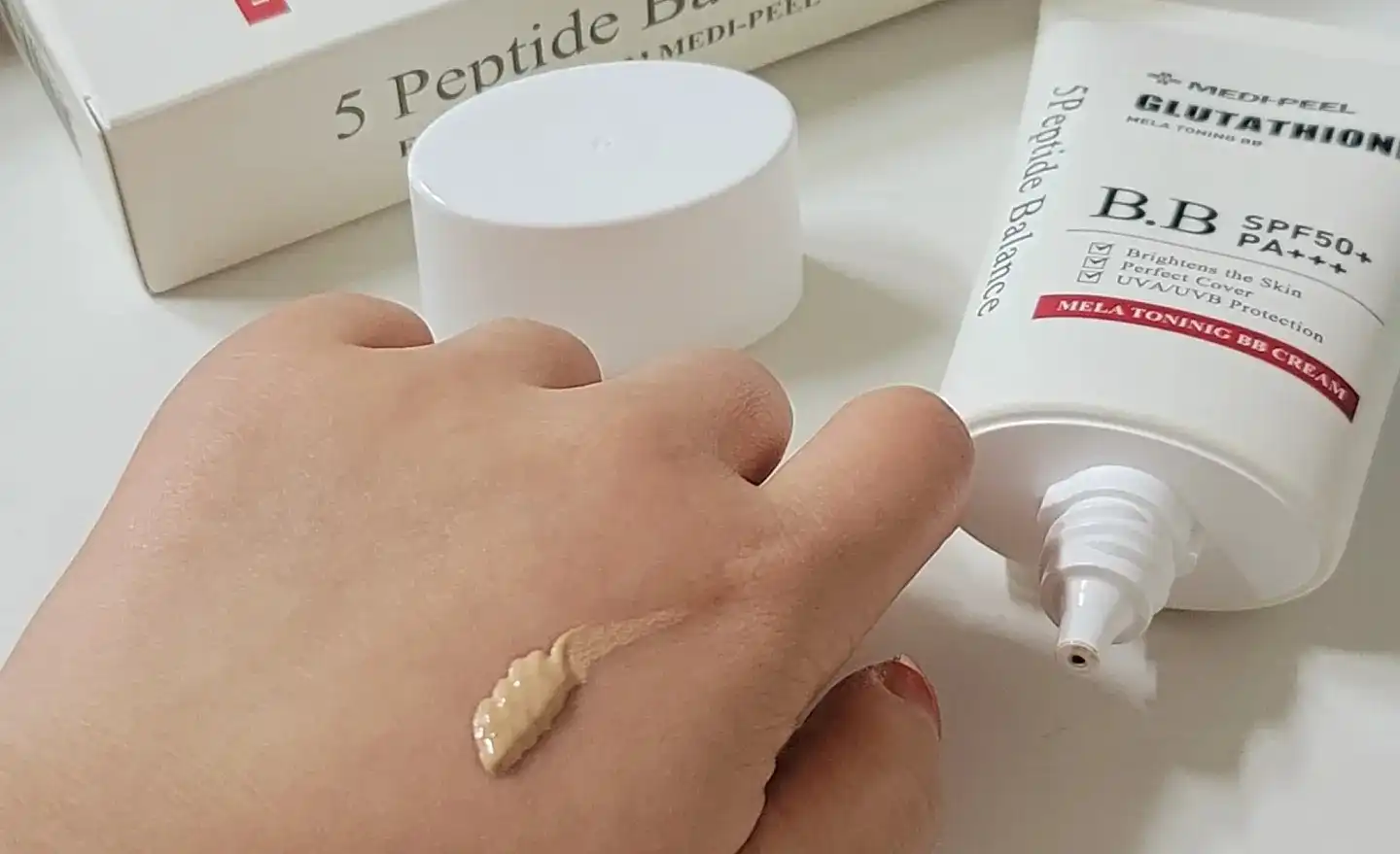 바이오 인텐스 글루타치온 멜라 토닝 비비크림