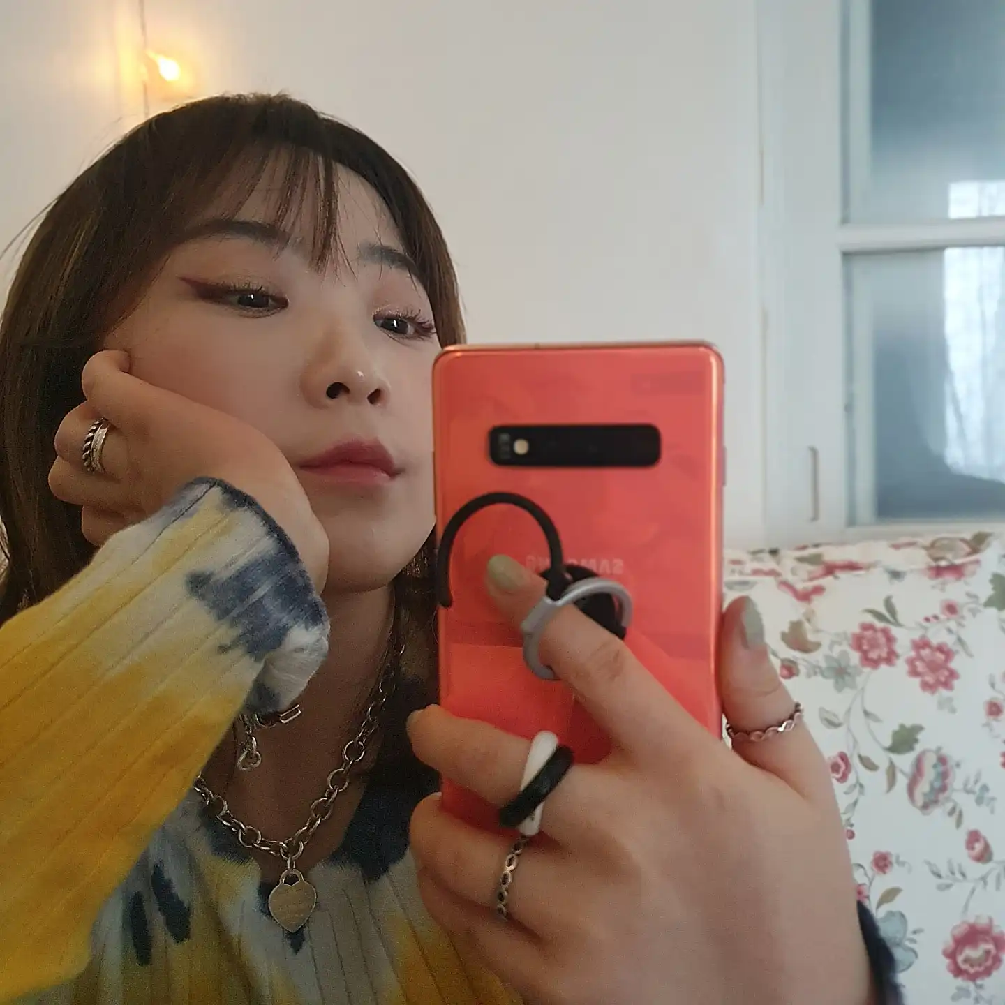 선택된 언니의파우치 리뷰 이미지 - [ 2021 카카오프렌즈 컬렉션 러스터 립스틱 [땡스 어 밀리언]]