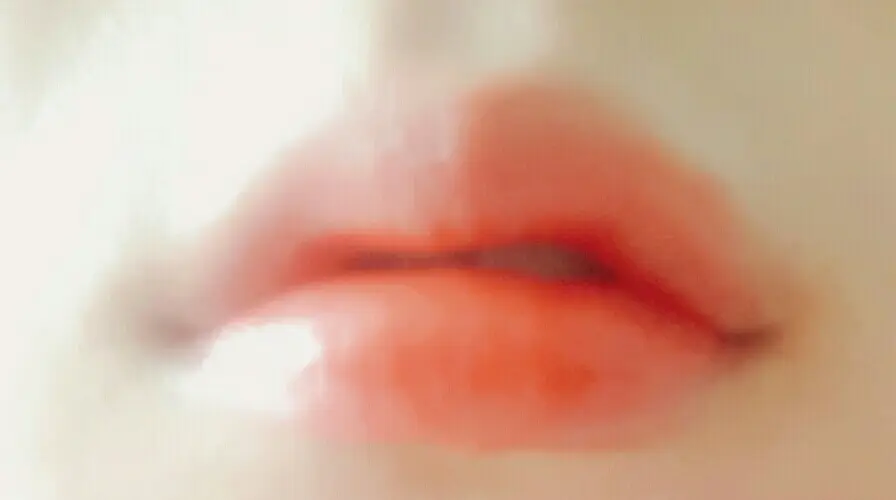 선택된 언니의파우치 리뷰 이미지 - [ 키스홀릭 립스틱 세미 매트 [OR01 데인저러스]]