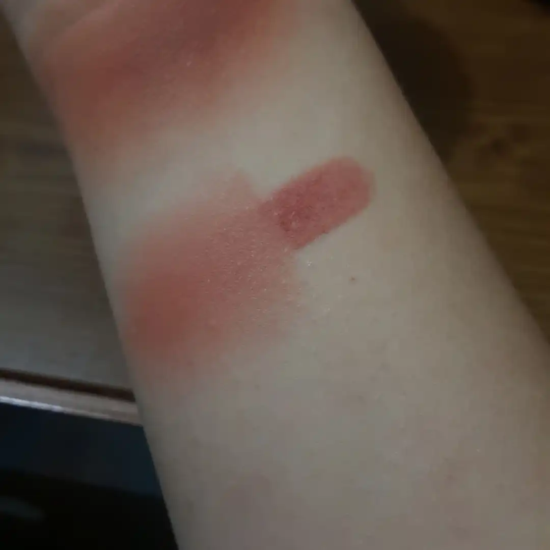 언니의파우치 리뷰 이미지 5 - [룩 앳 마이 아이즈 카페 [RD304 여인의 코트]]