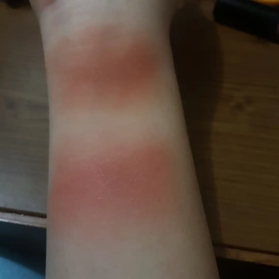 언니의파우치 리뷰 이미지 6 - [룩 앳 마이 아이즈 카페 [RD304 여인의 코트]]