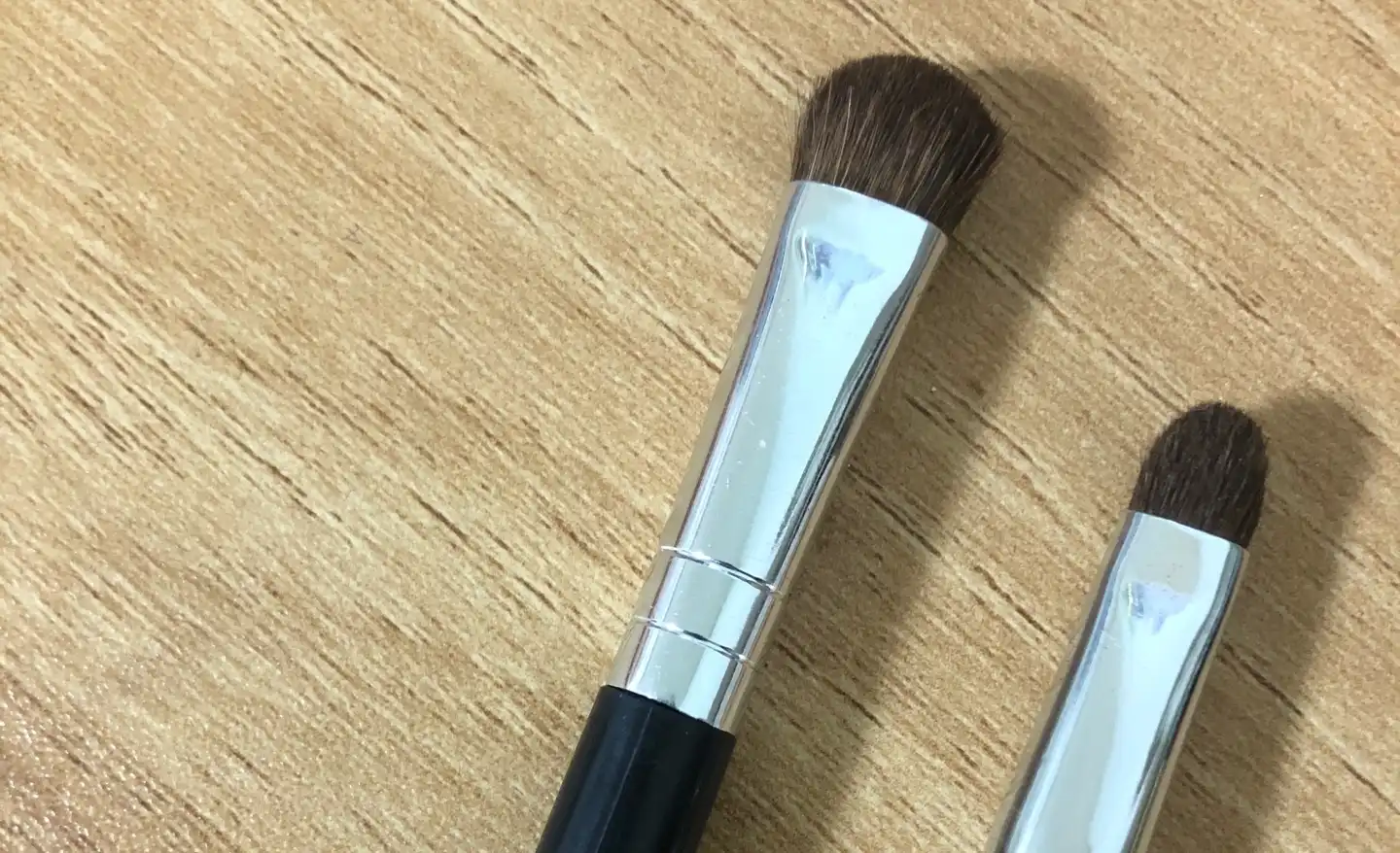 포인트 섀도우 브러쉬