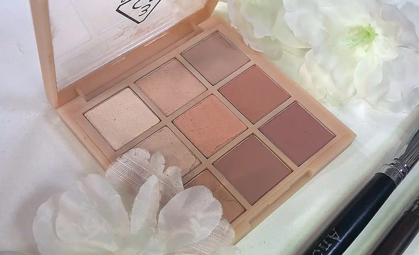 멀티 아이 컬러 팔레트 [디어누드]