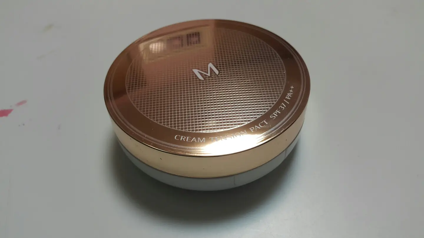 선택된 언니의파우치 리뷰 이미지 - [[M] 크림 텐션 팩트 SPF37 PA++ [3호 글로우 베이지]]