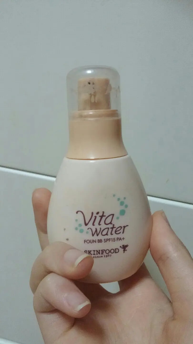 선택된 언니의파우치 리뷰 이미지 - [비타 워터 파운 비비 SPF15 PA+2호 내추럴베이지]
