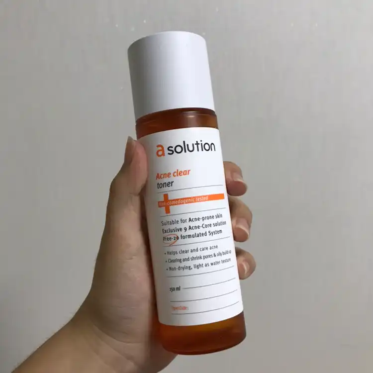 아크네 클리어 토너