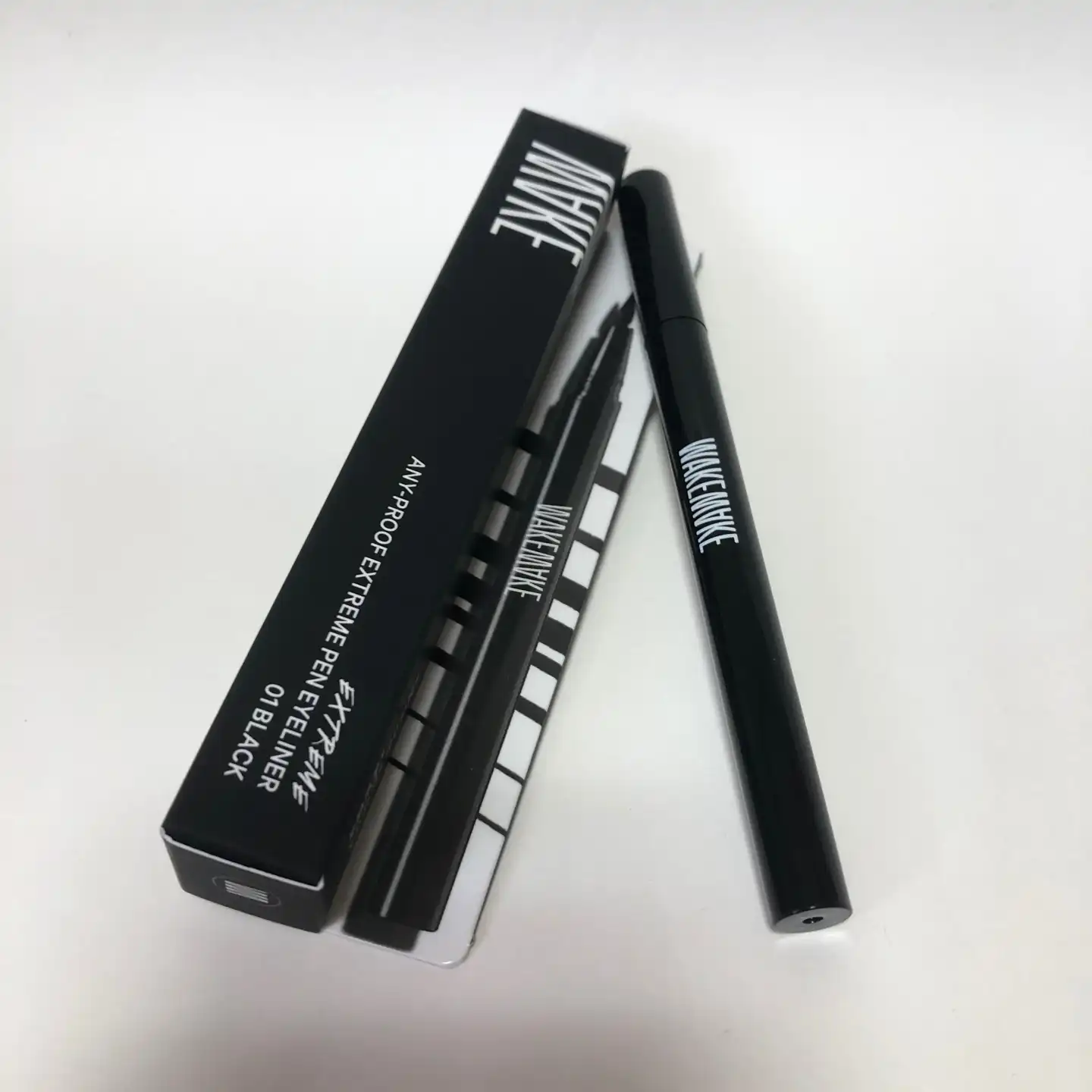 철벽 익스트림 펜 아이라이너 [01 블랙]