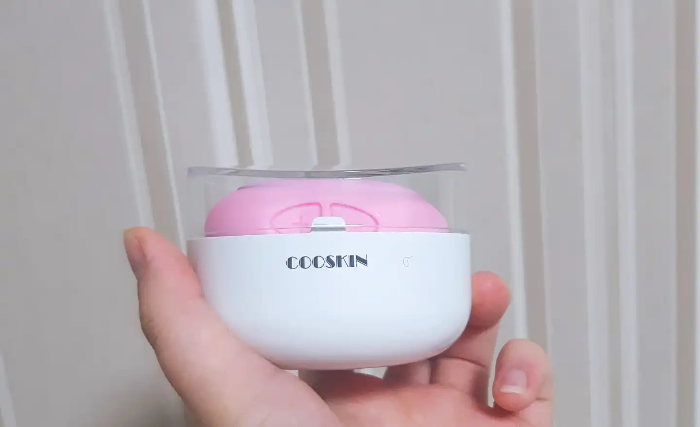 실리콘 페이셜 진동 클렌저 Q8