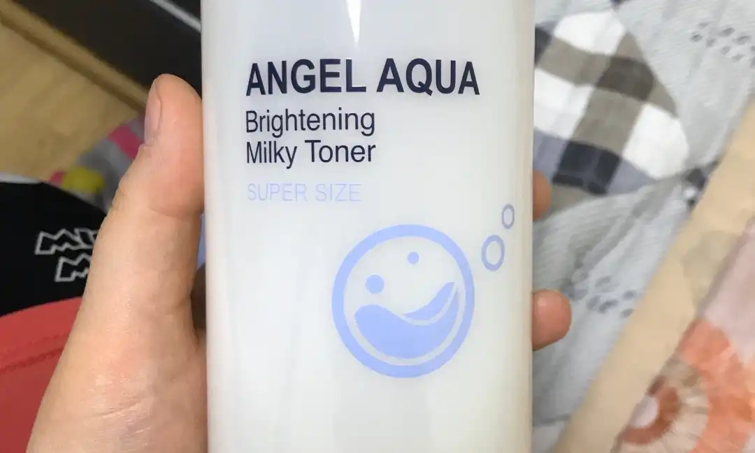 엔젤아쿠아 브라이트닝 밀키토너