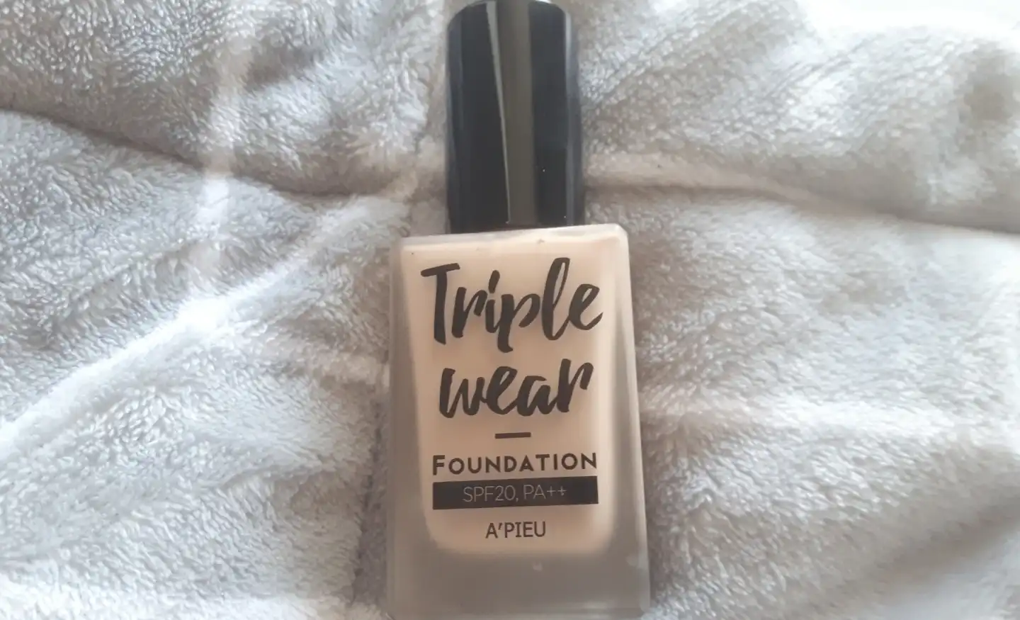 [어퓨] 트리플웨어 파운데이션 [3호 웜아이보리]