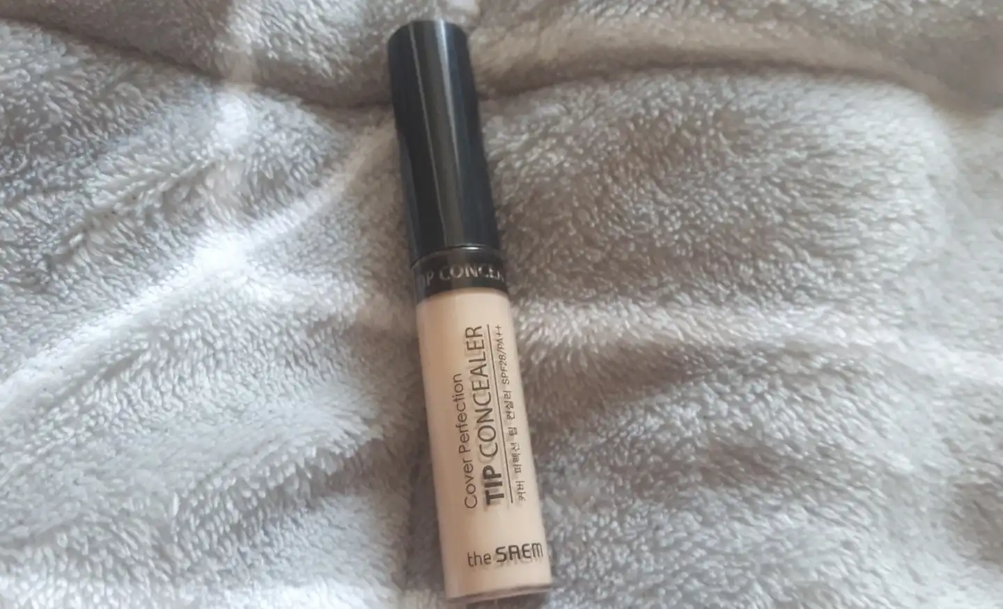 커버 퍼펙션 팁 컨실러 [01 클리어 베이지]