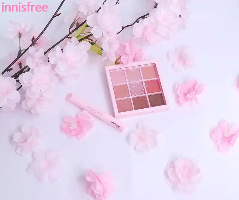 벚꽃 아이섀도우 팔레트