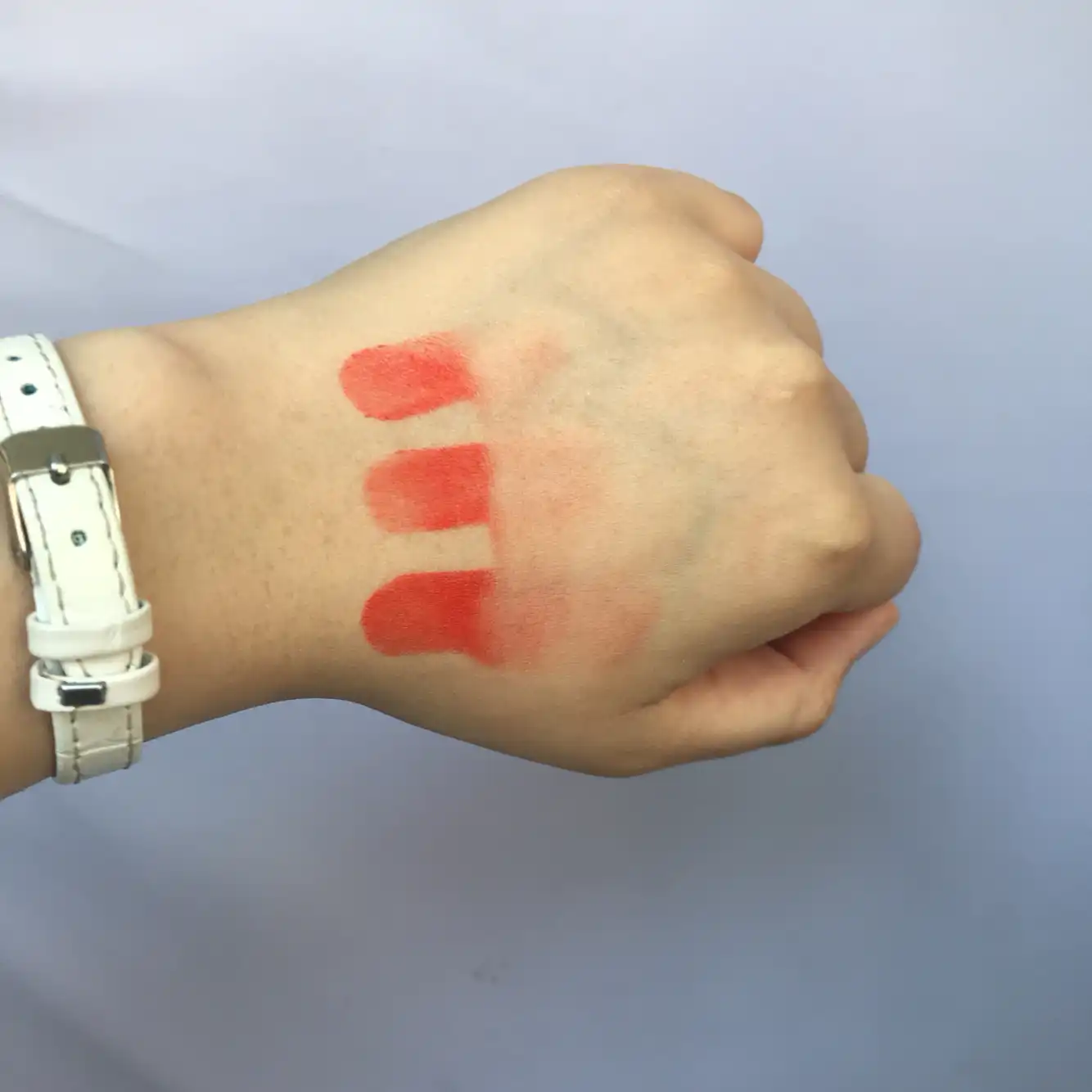 언니의파우치 리뷰 이미지 5 - [매트 터치 립스틱 [OR01 오렌지페인팅]]