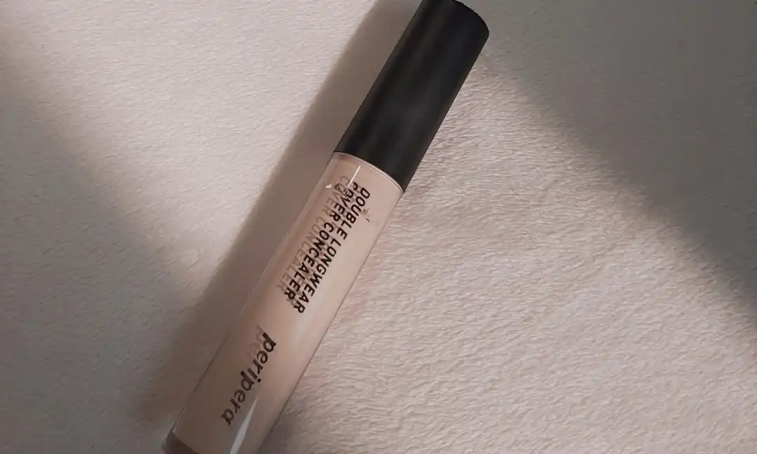 더블 롱웨어 커버 컨실러 [02 내추럴 베이지]