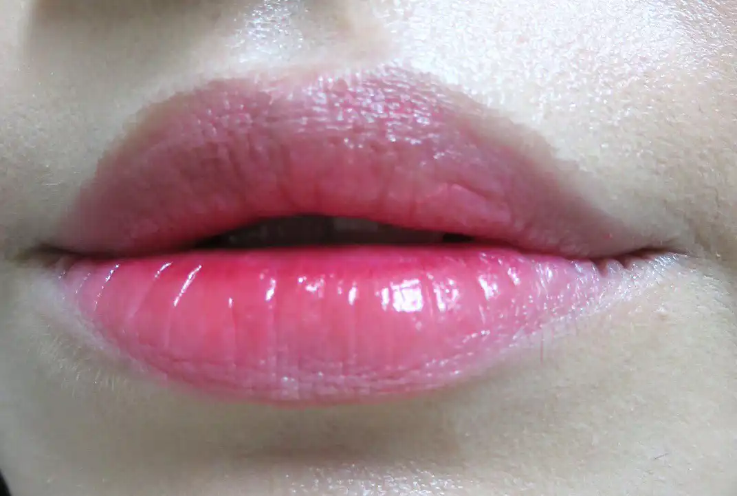 언니의파우치 리뷰 이미지 3 - [타투 립 틴트 TATTOO LIP TINT [COMA]]