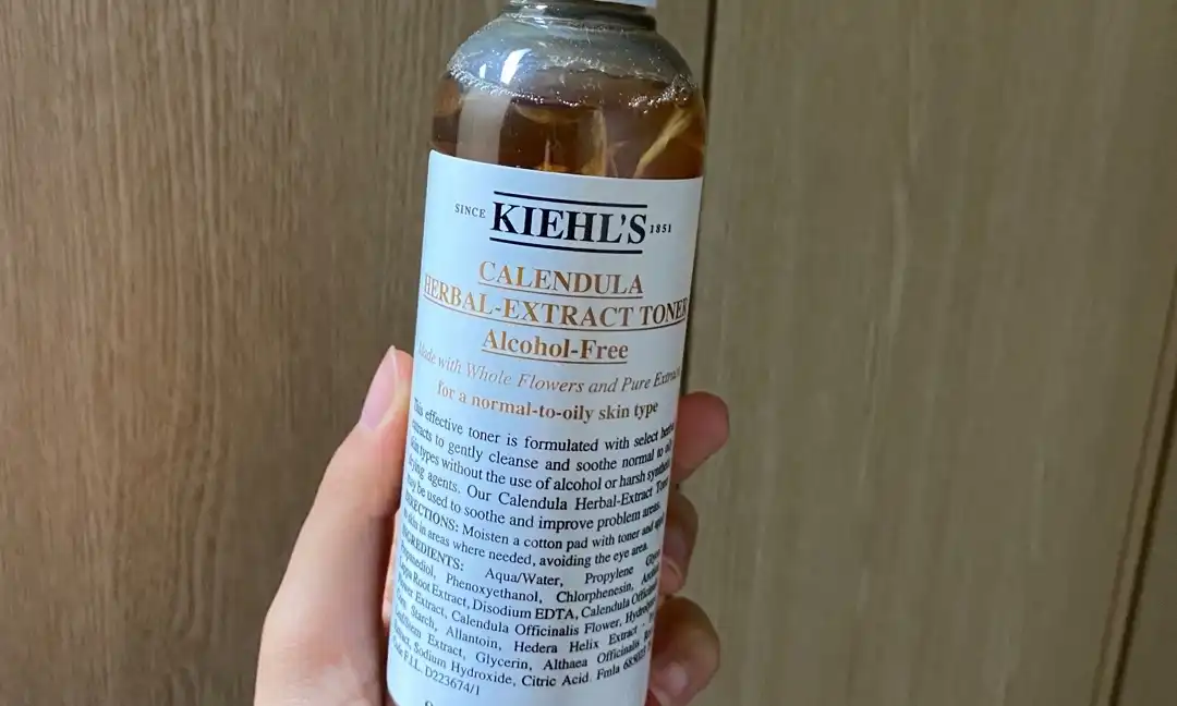 칼렌듈라 꽃잎 토너