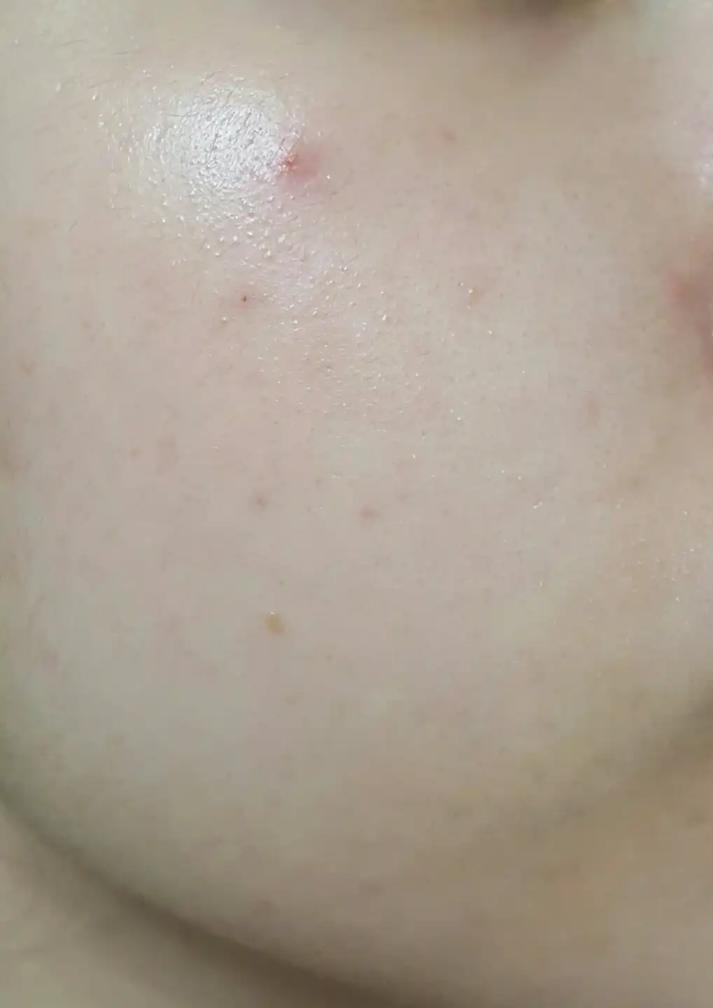 언니의파우치 리뷰 이미지 6 - [컬러스테이 메이크업 파운데이션 지복합용 [150 버프]]