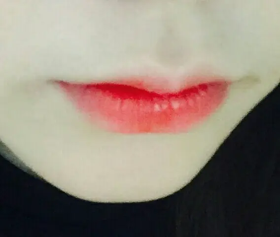 선택된 언니의파우치 리뷰 이미지 - [볼륨업 오일틴트 (01 파이어 플레이스)]