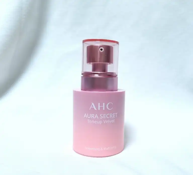 아우라 시크릿 톤업 벨벳
