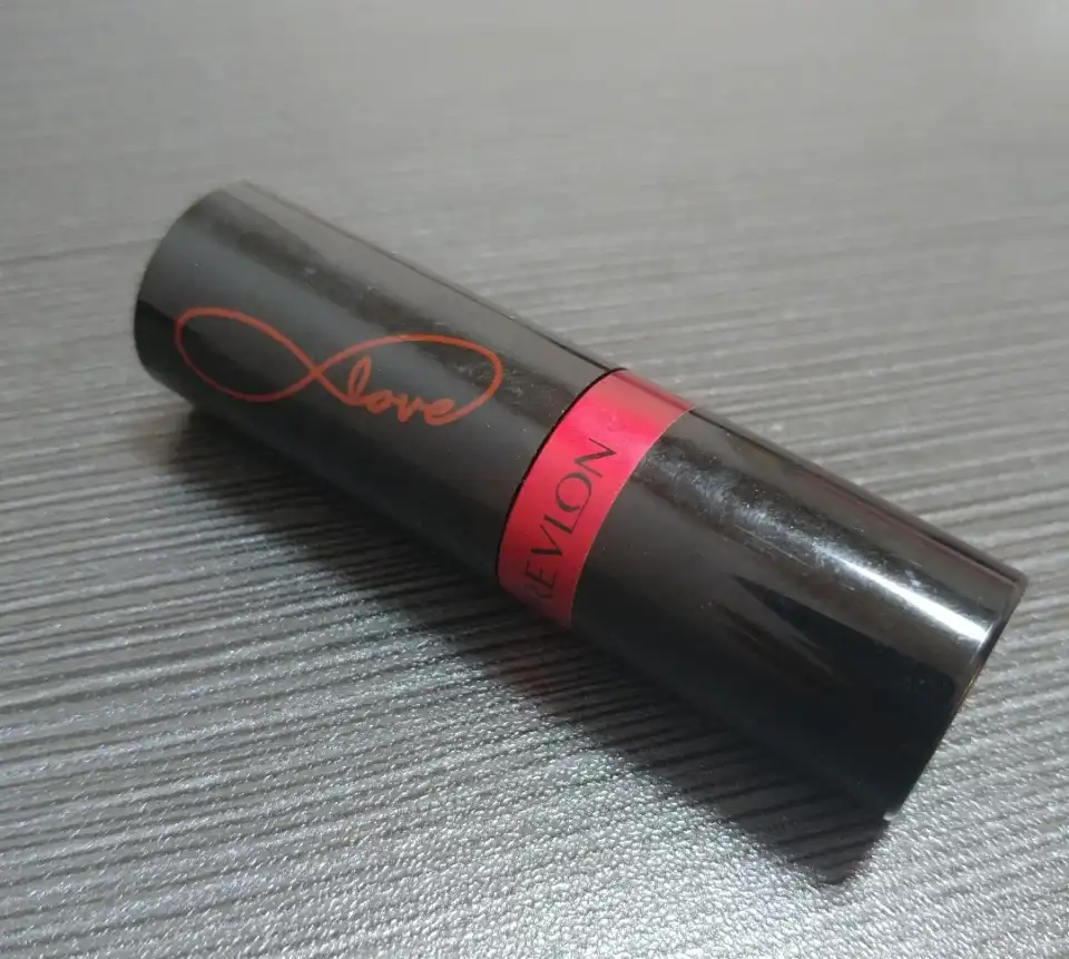 수퍼 러스트러스 립스틱 [745 러브 이즈 온]