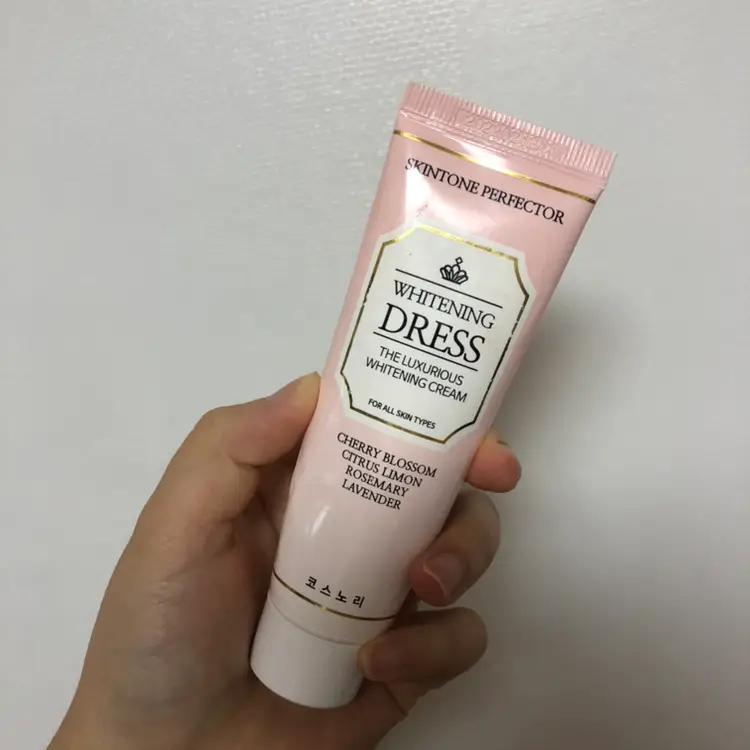 선택된 언니의파우치 리뷰 이미지 - [화이트닝드레스 미백 톤업크림]