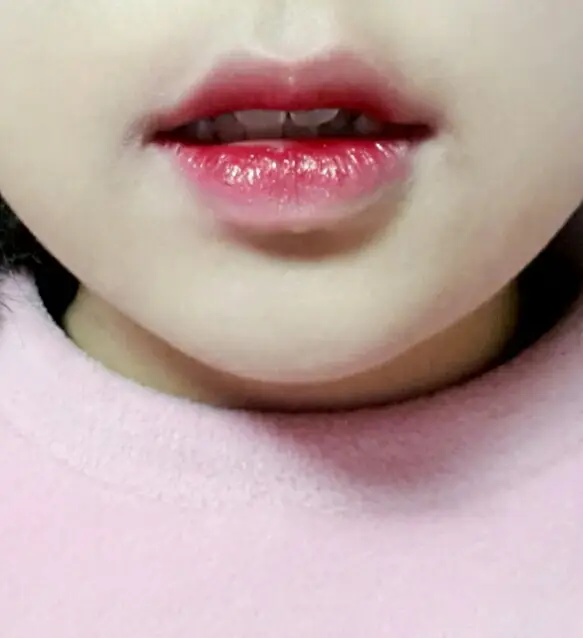 선택된 언니의파우치 리뷰 이미지 - [블랙라벨 립스틱 10 패션레드]